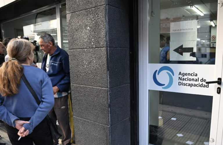 Un juez ordenó restablecer todas las pensiones por discapacidad